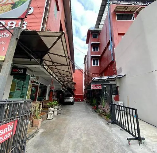 Ratanawong Place 520 *